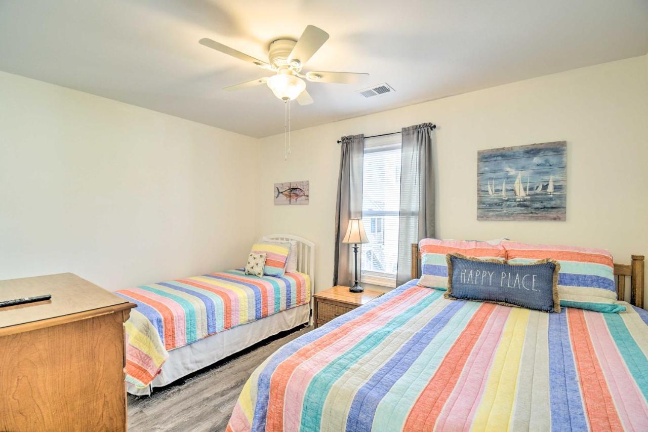 Freshly Remodeled Beach House, Steps To Shore サンセット・ビーチ エクステリア 写真