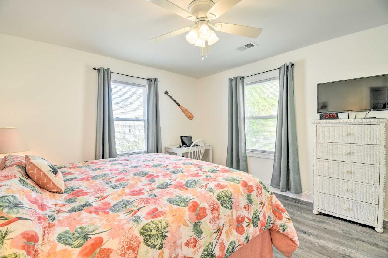 Freshly Remodeled Beach House, Steps To Shore サンセット・ビーチ エクステリア 写真