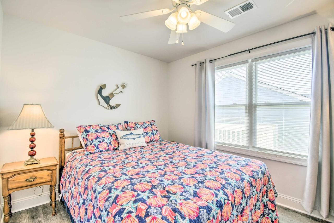 Freshly Remodeled Beach House, Steps To Shore サンセット・ビーチ エクステリア 写真