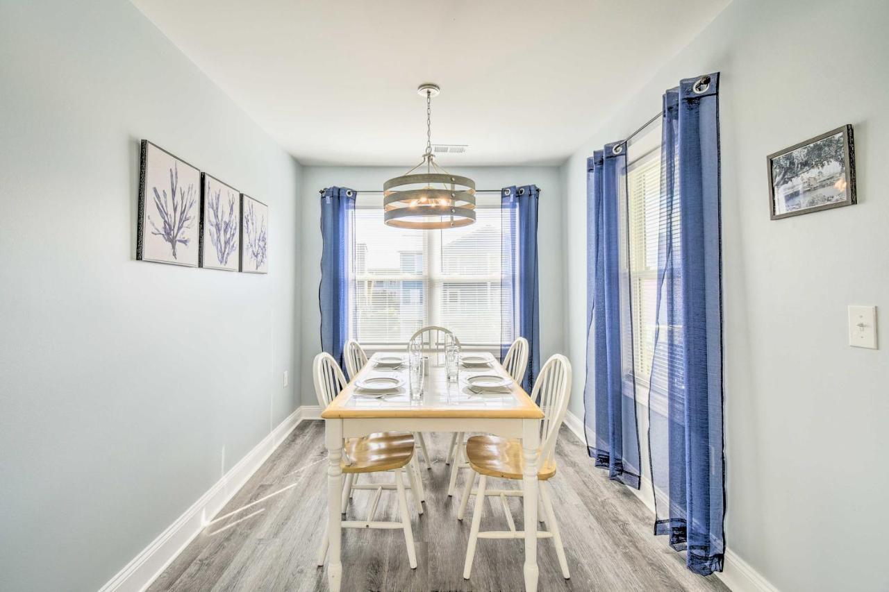 Freshly Remodeled Beach House, Steps To Shore サンセット・ビーチ エクステリア 写真